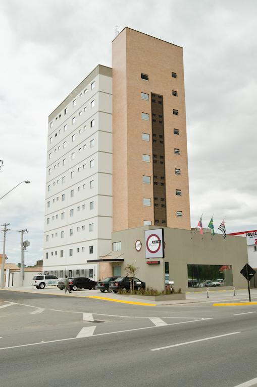 Majore Hotel Pindamonhangaba Bagian luar foto